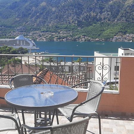 Apartments Krivokapic Котор Экстерьер фото